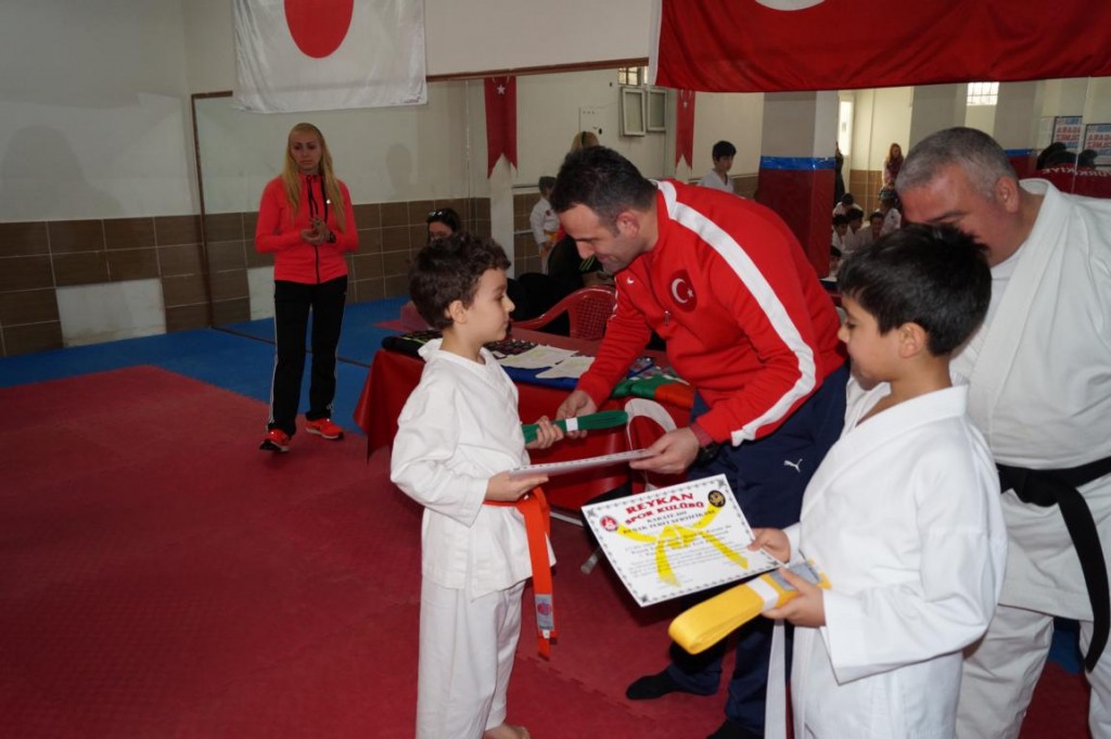 KUSAK TERFI SINAVI 2016 01 025