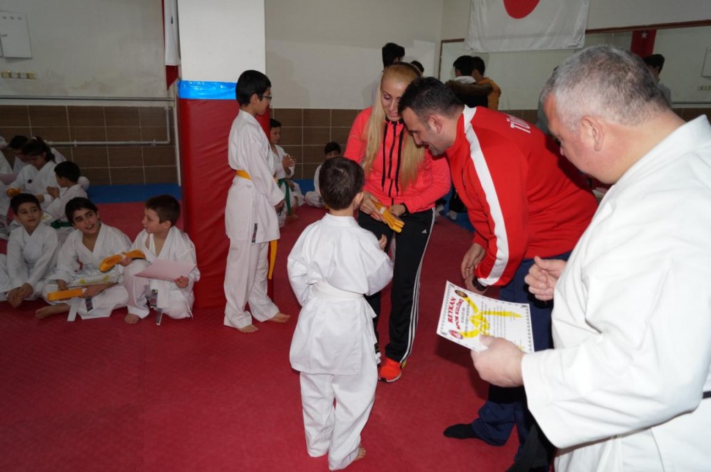 KUSAK TERFI SINAVI 2016 01 071