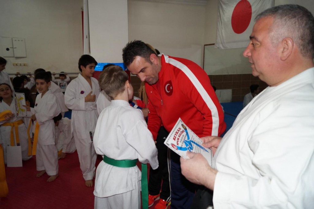 KUSAK TERFI SINAVI 2016 01 137