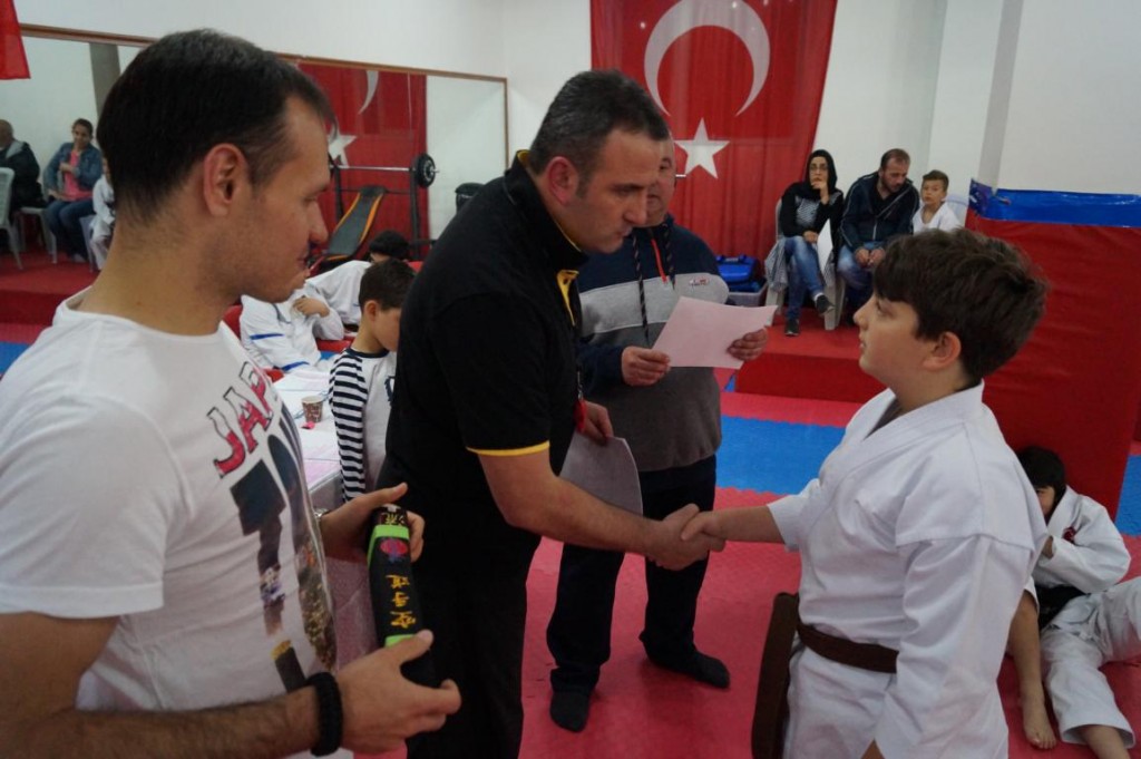 REYKAN KUSAK TERFI SINAVI 214